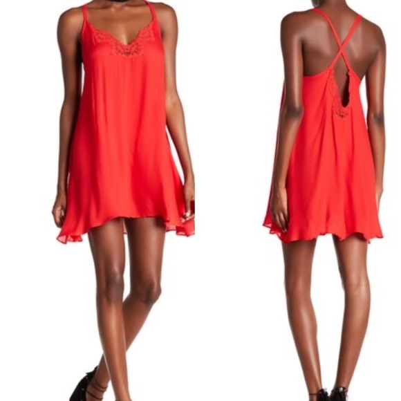 Free People Dresses & Skirts - Pretty and sexy Free People slip dress